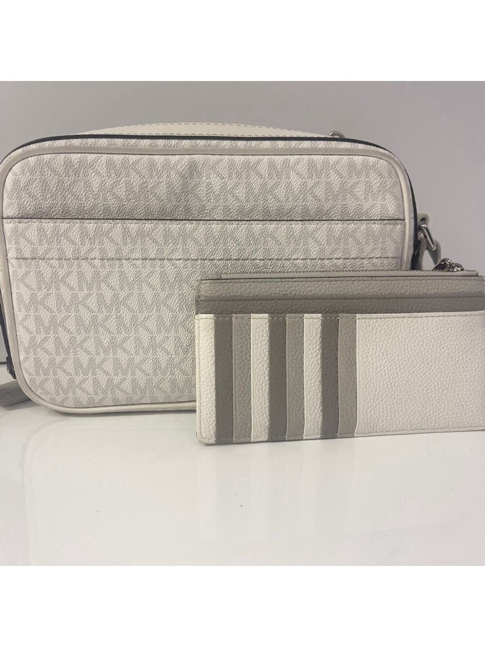 Michael Kors Maeve Crossbody Bag & Wallet Set Optic White Gray MK Signature Logo - Picture 5 of 14